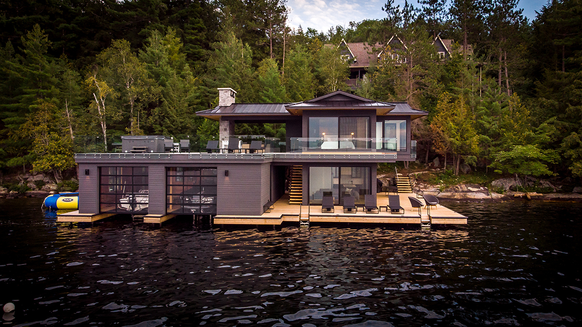 Lake Rosseau boathouse waterfront property